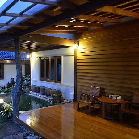 Tree Home Plus Nakhon Si Thammarat Buitenkant foto