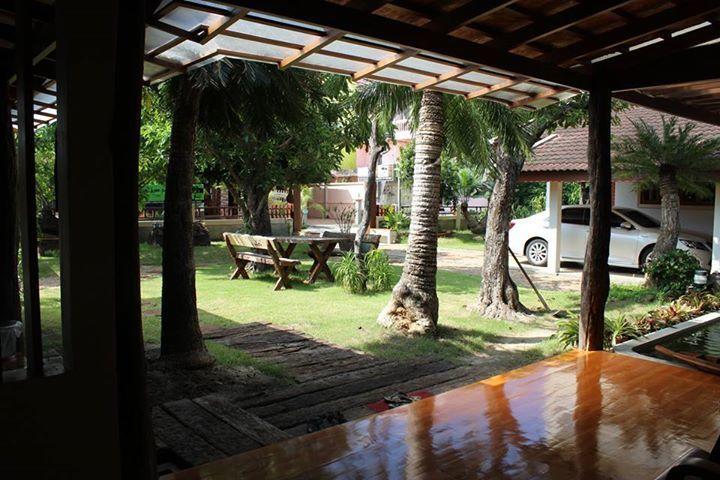 Tree Home Plus Nakhon Si Thammarat Buitenkant foto