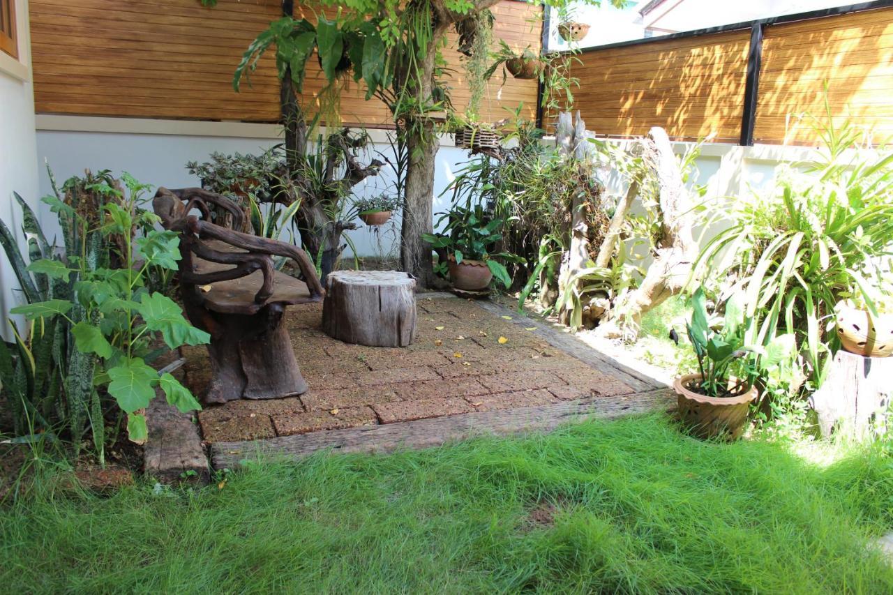 Tree Home Plus Nakhon Si Thammarat Buitenkant foto
